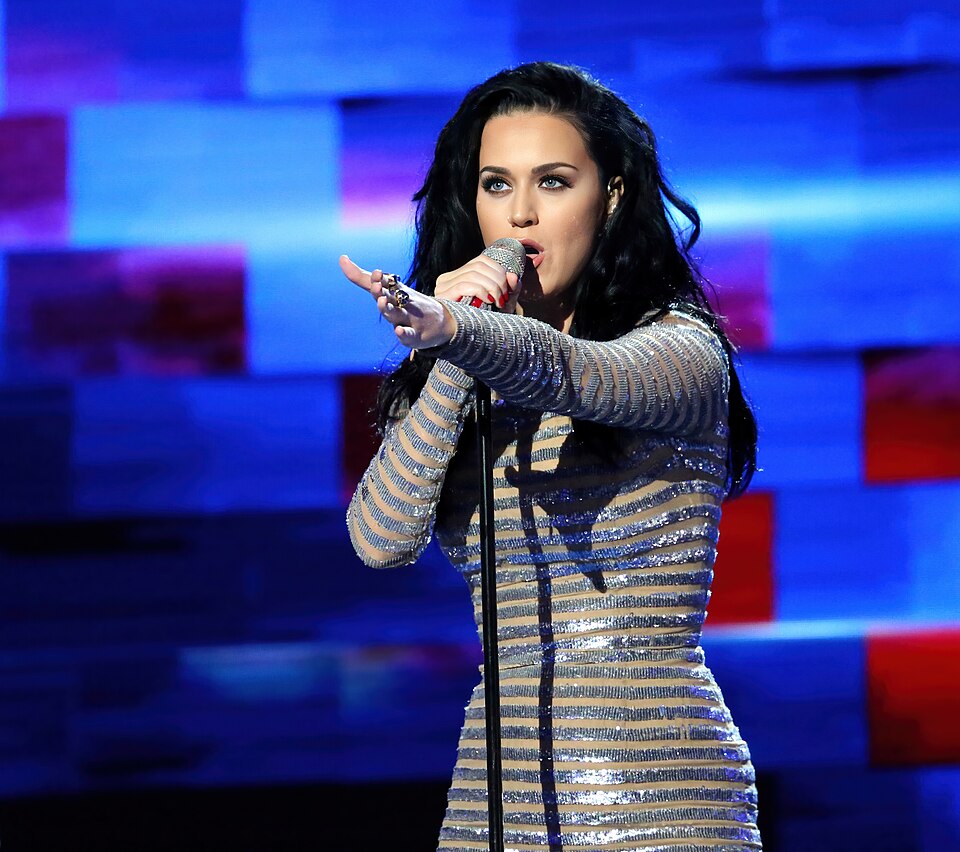 Katy Perry Arrives in Perth for The Lifetimes Tour at RAC Arena