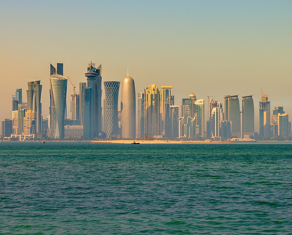 Explosions in Doha After Iran's Missile Threats Against US Bases
