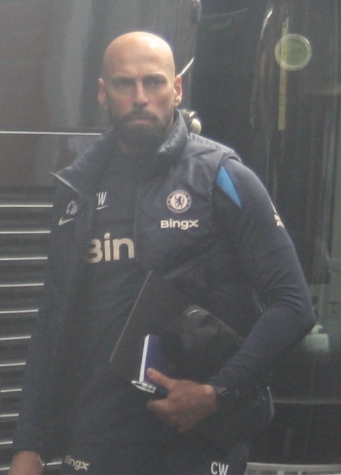 Willy Caballero Reflects on Chelsea's Unwavering Ambition in Coaching Role