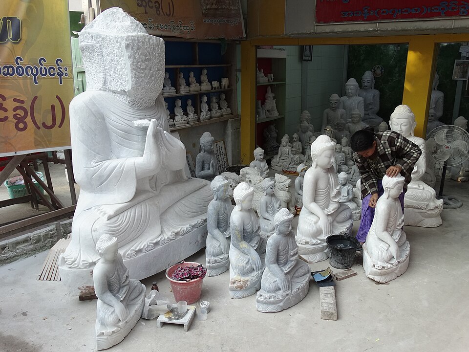 Creative Getaway: Bonding Through Stone-Carving and Wood-Turning in Sussex
