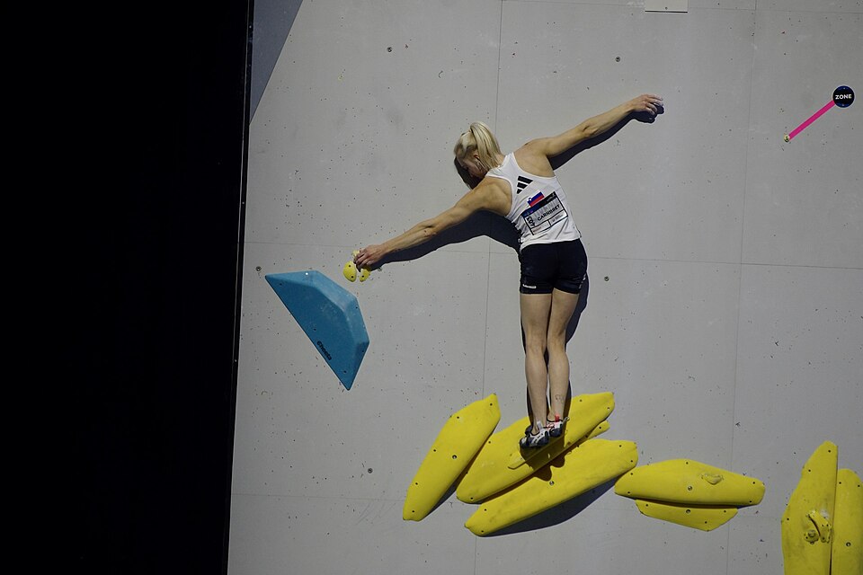 Janja Garnbret Dominates IFSC World Cup in Innsbruck, Suzuki Claims Gold