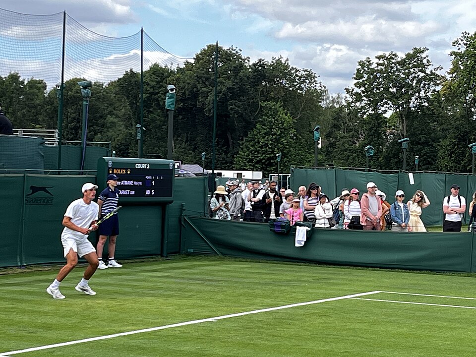 Oliver Tarvet, World No. 733, Stuns Wimbledon with Historic Win