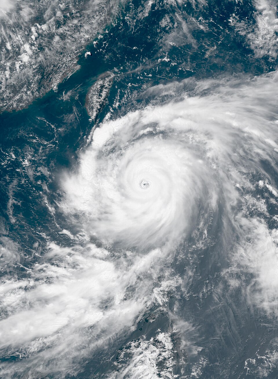 Earth Weather Satellites Provide New Insights into Venusian Weather