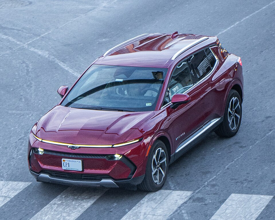 Chevrolet Equinox EV Emerges as Leading Non-Tesla Electric Vehicle