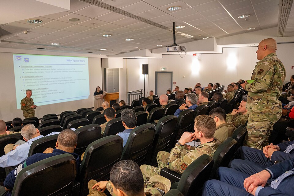 Navigating Financial Management Amid Global Turbulence: Insights and Strategies