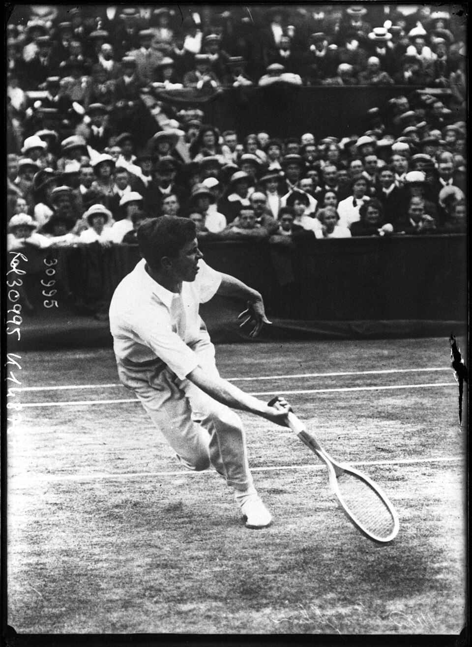 Wimbledon 2025: Key Matches and Controversies on Middle Sunday