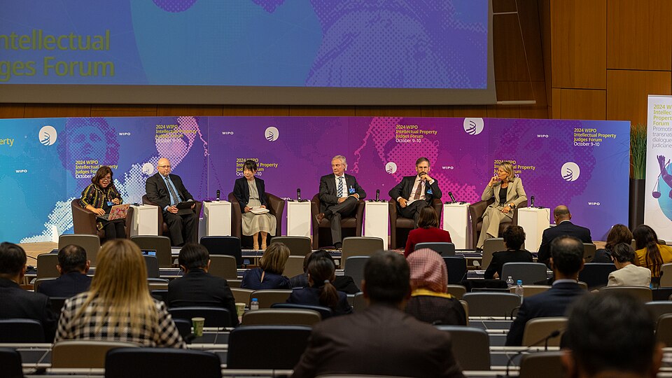 Navigating Cross-Border IP Challenges in M&A Transactions