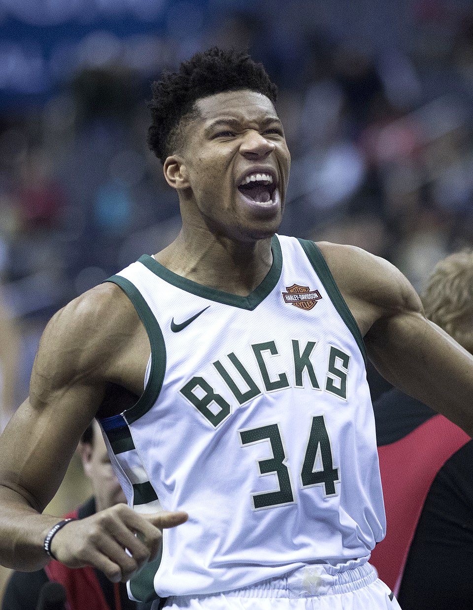 Top 10 NBA Fantasy Performances of the 2024-25 Season Reviewed