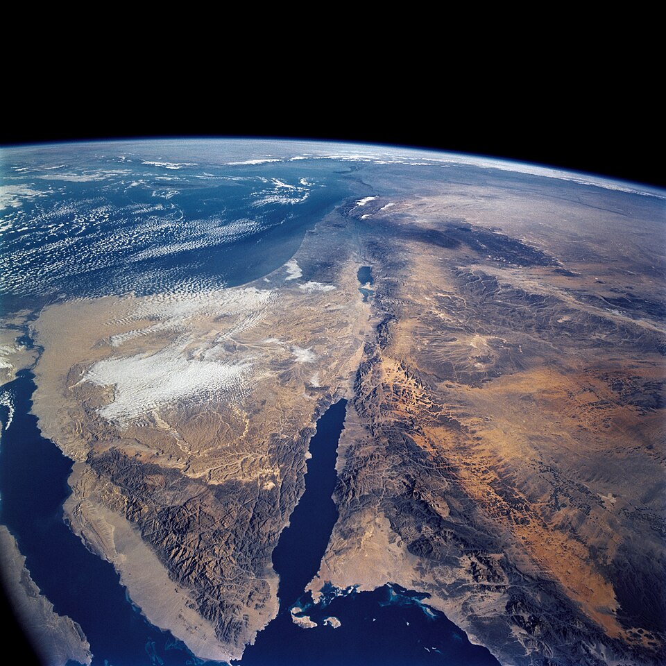 Exploring Earth's Lowest Land Point: The Dead Sea's Geological Mysteries