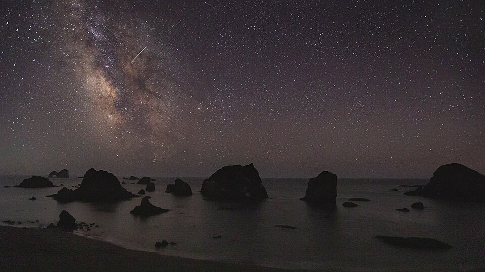 Perseids Meteor Shower 2025: Key Viewing Dates and Conditions