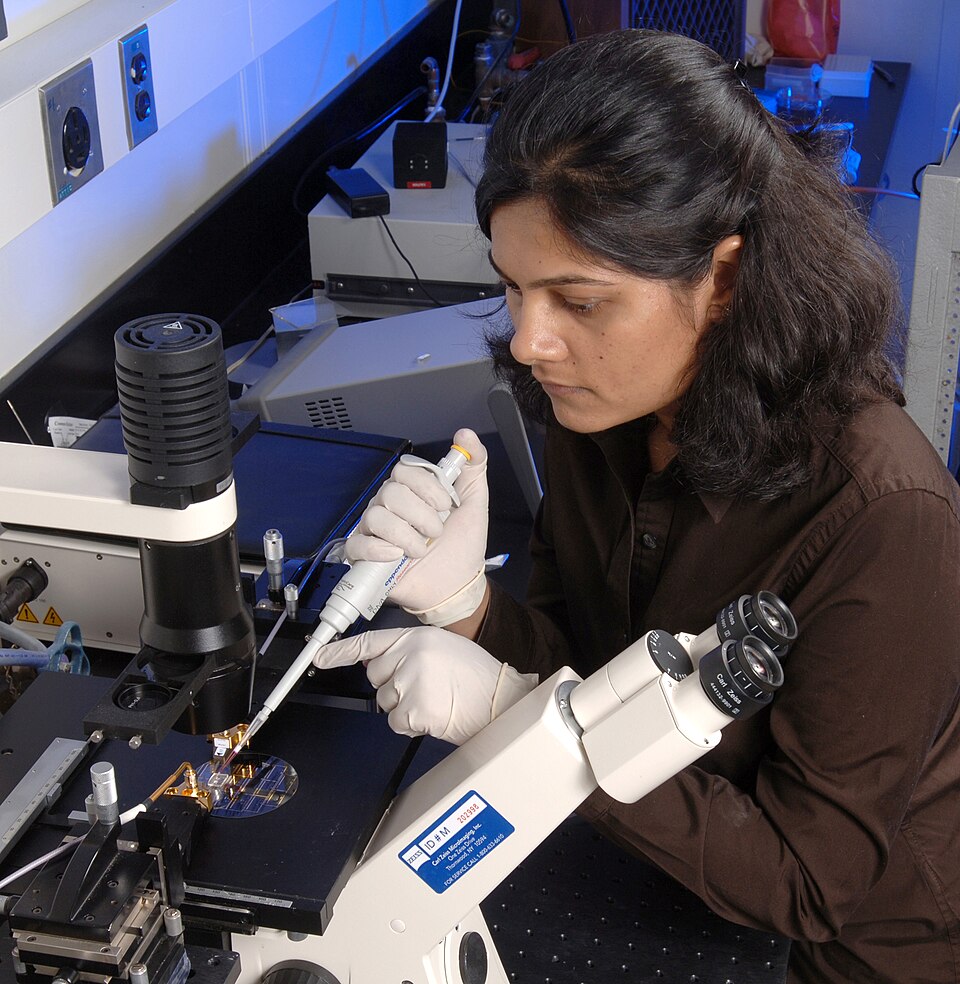 Microwave-Assisted Catalysis Enhances Methane Reforming Efficiency