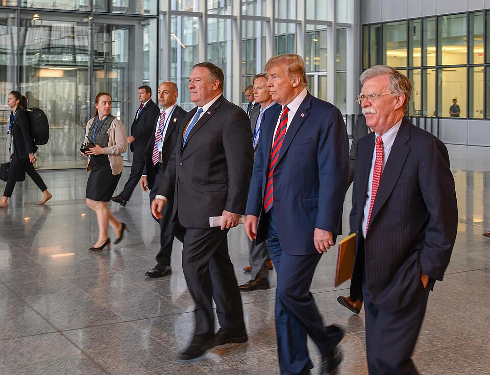 Trump Threatens 100% Tariff on Russia Amid New Ukraine Military Deal