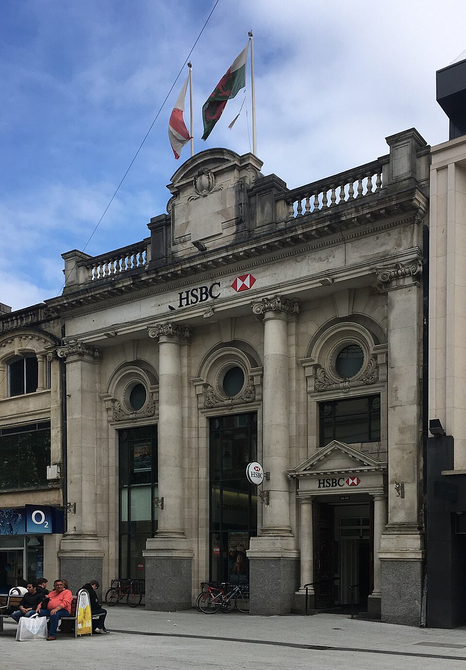 HSBC Dissolves Geopolitical Risk Management Team Amid Rising Threats