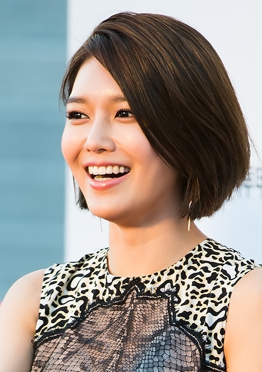 Korean Drama 'When Life Gives You Tangerines' Wins Top Honor at Blue Dragon Awards