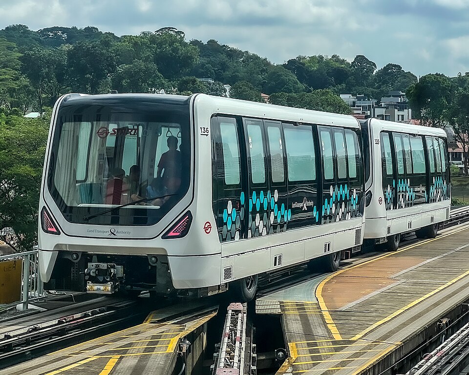 Bukit Panjang LRT Line Resumes Service After Power Fault Disruption