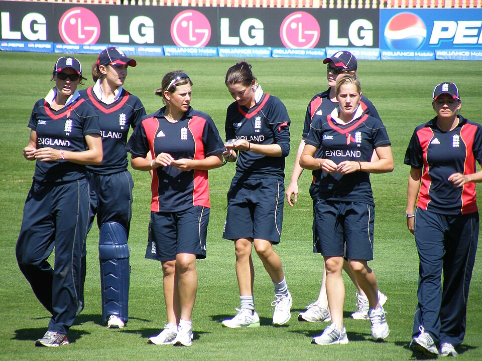 England Women Opt to Bowl First in Rain-Reduced ODI Against India