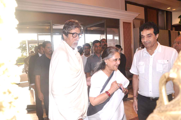 Bollywood Stars Honor Dheeraj Kumar at Emotional Prayer Meet