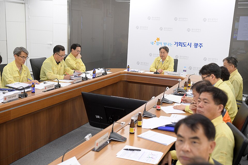 Death Toll Rises in South Korea as Torrential Rains Prompt Floods