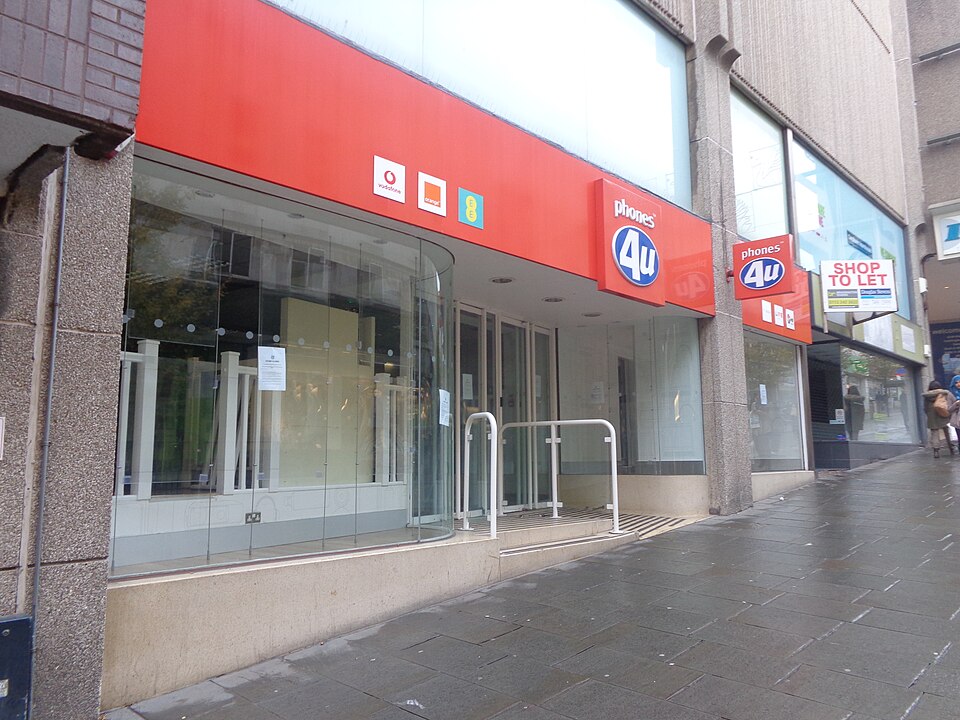 Bradford's Retail Crisis: Ghost Town with Abandoned Shops Amid High Rents