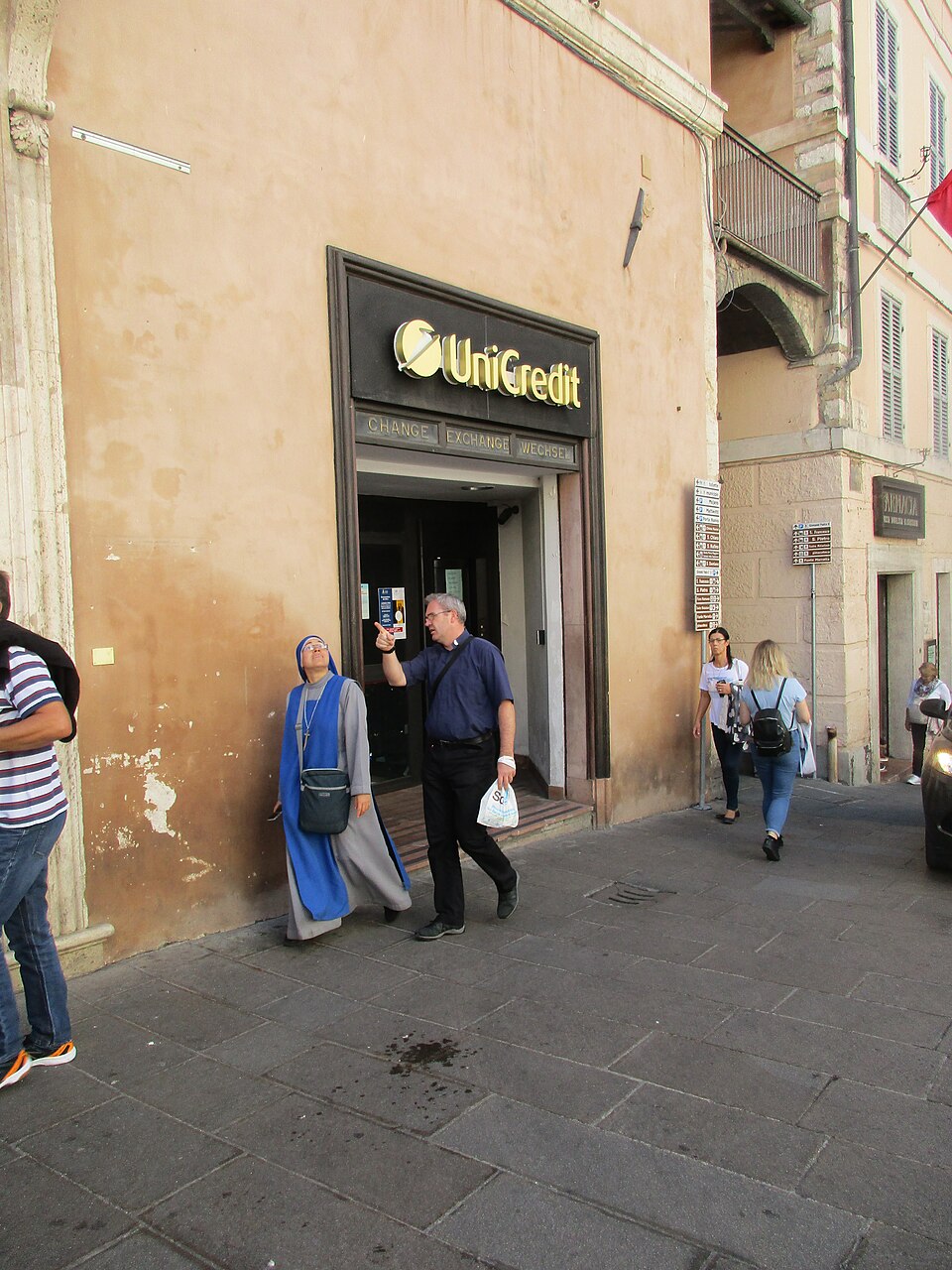 UniCredit Raises Profit Forecast Following Banco BPM Bid Withdrawal