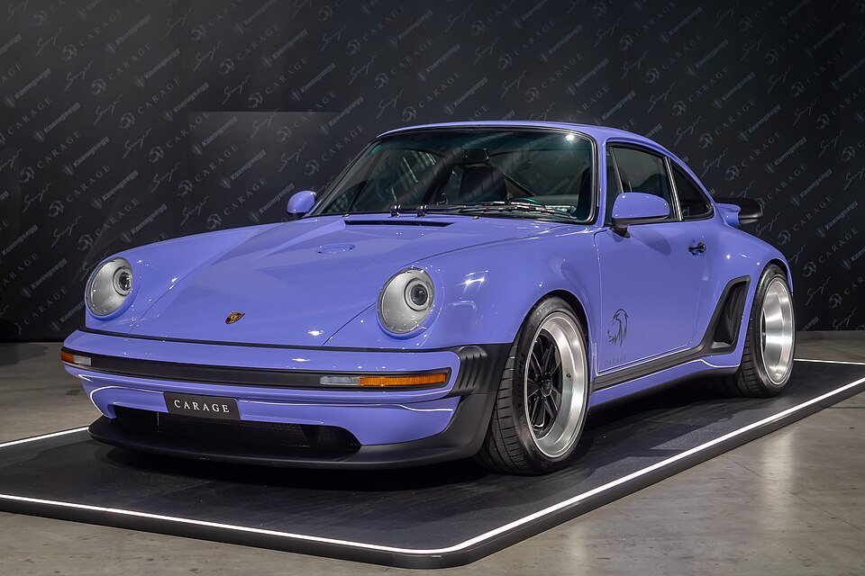 Formula 1 Drivers Flock to Singer's Porsche 911 Supercars