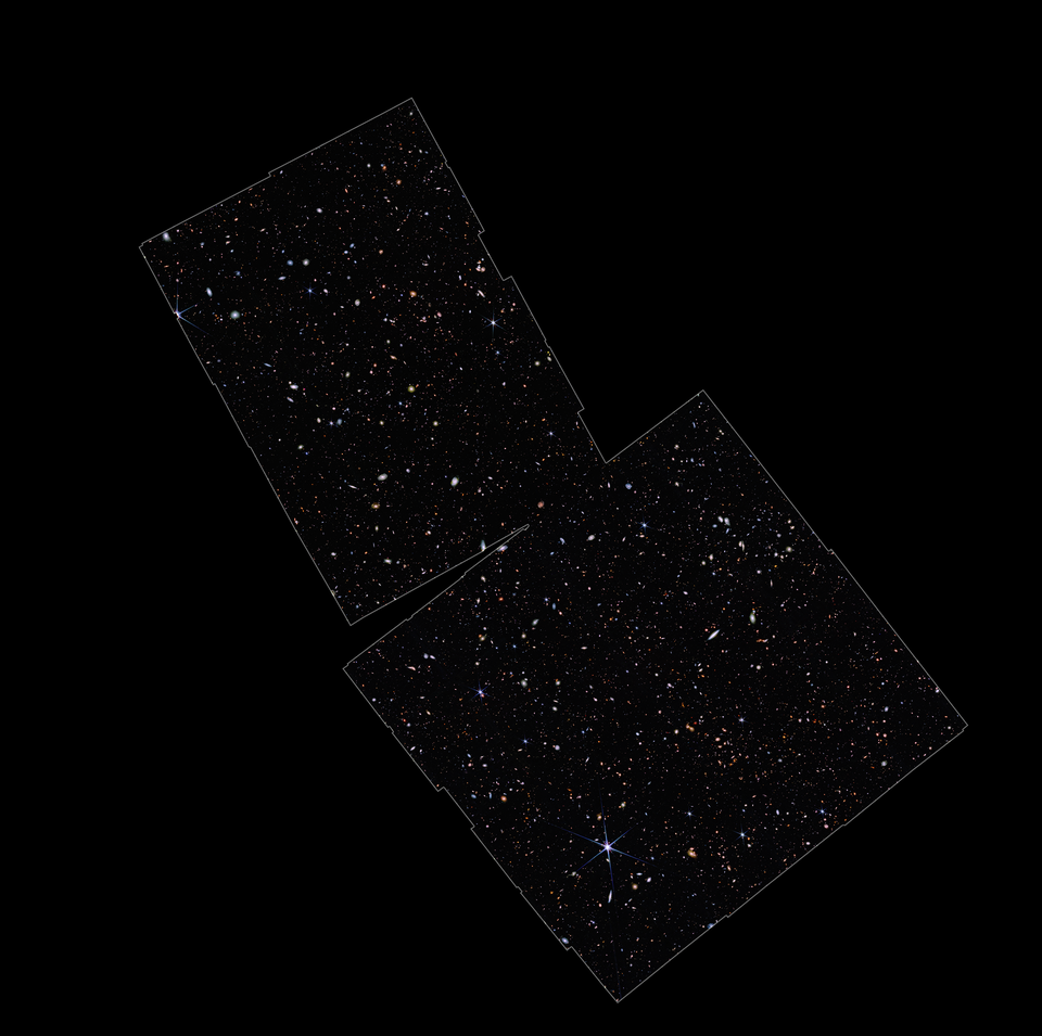 James Webb Space Telescope Discovers Figure-8 Galaxy Housing Forming Black Hole