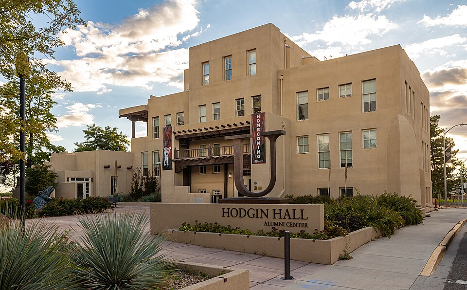 Fatal Shooting at University of New Mexico: One Dead, Suspect Unidentified