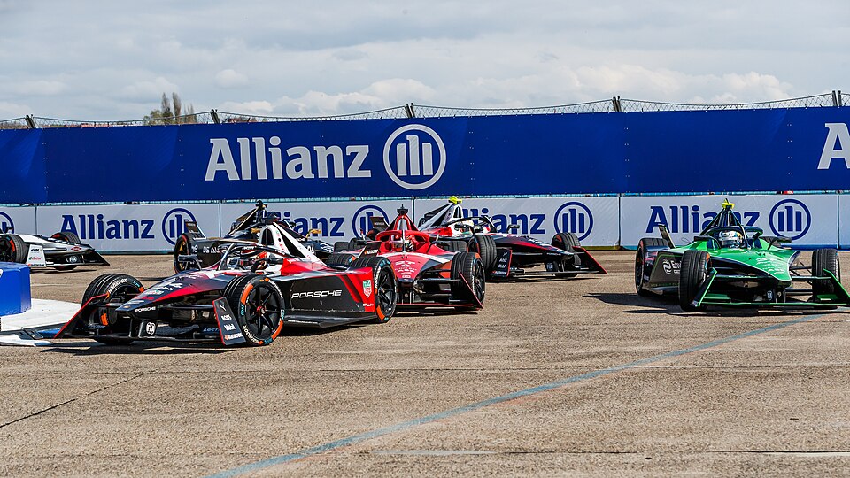 Porsche Clinches Teams’ and Manufacturers’ Titles at Formula E Finale