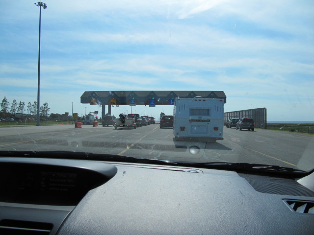 Ottawa Reduces Confederation Bridge Tolls and Ferry Fares in Atlantic Canada