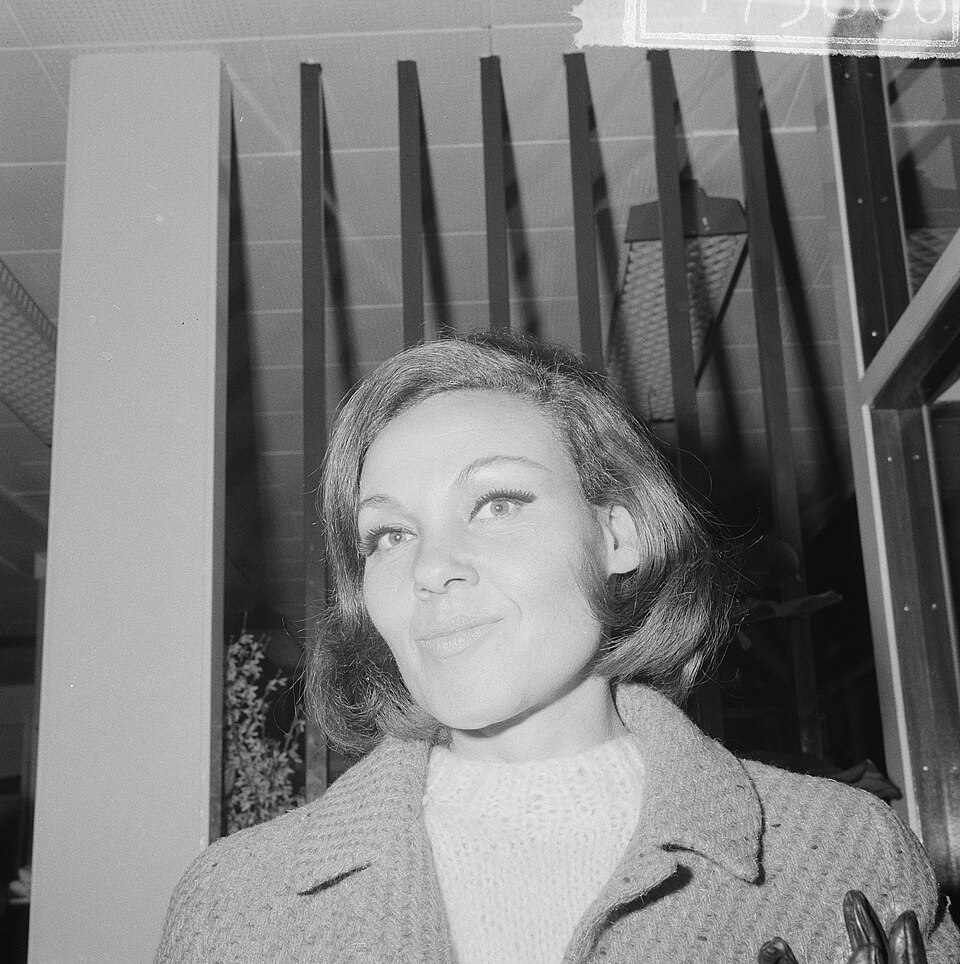 Cleo Laine, Legendary Jazz Vocalist and Tony Nominee, Passes Away at 97