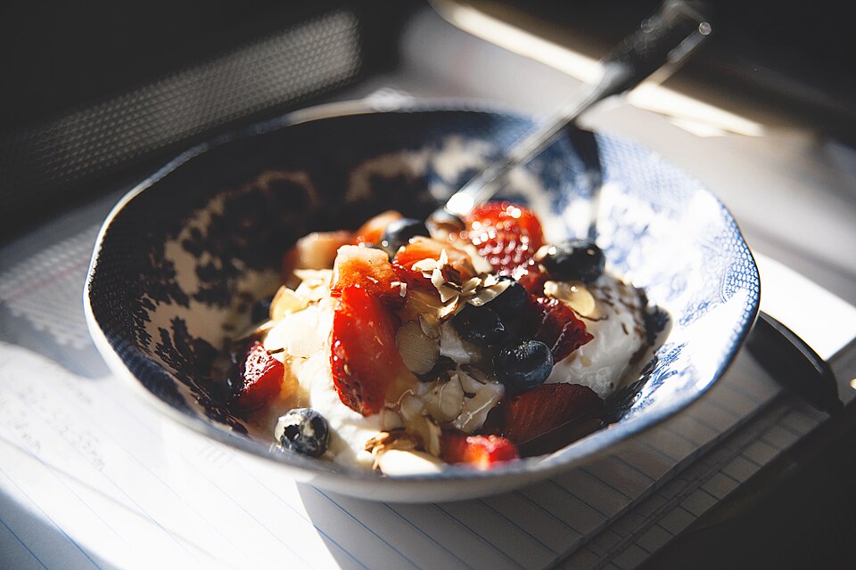 Nutrition Expert Recommends Breakfast to Lower Cancer Risk