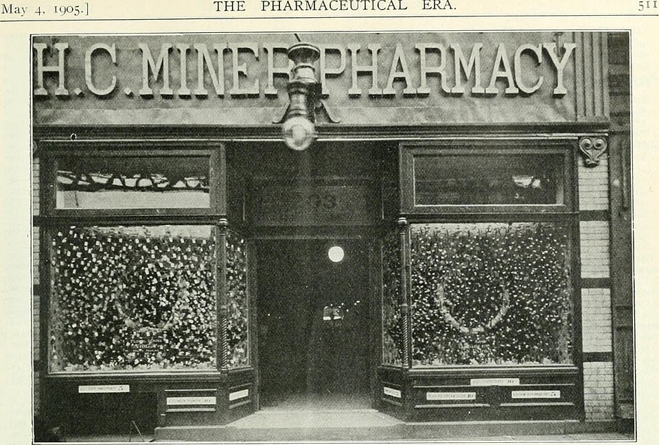 White House Announces 15% Tariff on Pharmaceuticals and Semiconductors