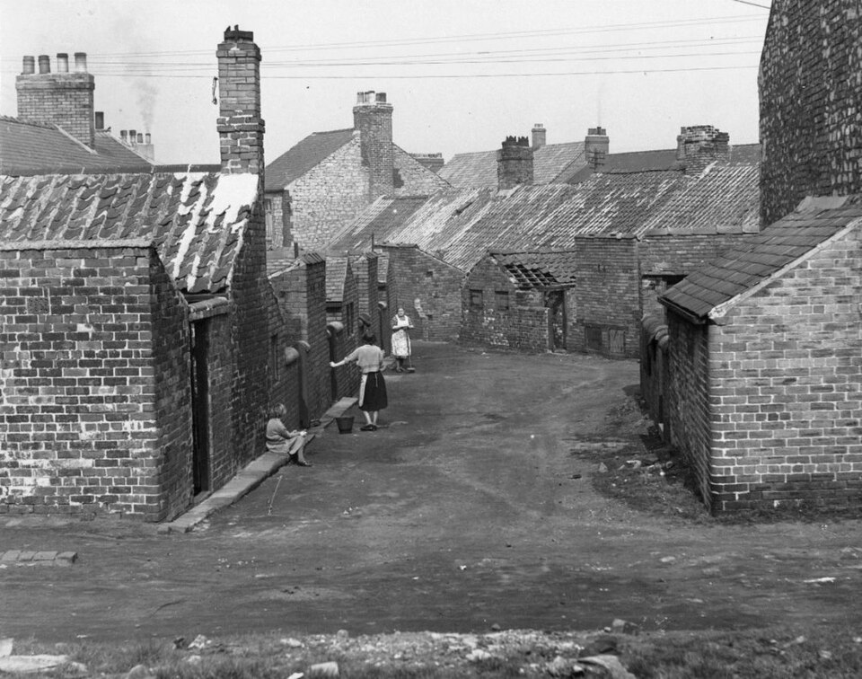 Lollipop: A Transformative Tale of Resilience in Council Estate Life