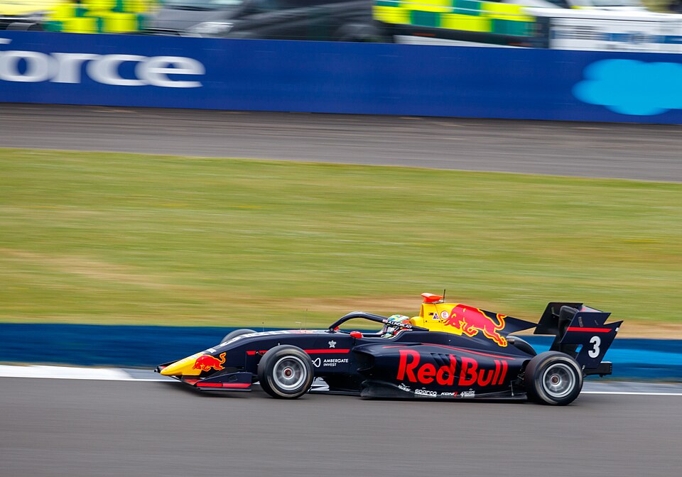 FIA Grants Super Licence to Red Bull Junior Arvid Lindblad Ahead of 18th Birthday