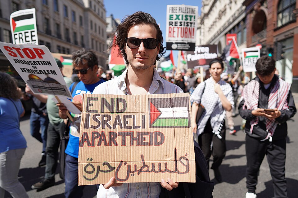 UK Imposes Sanctions on Israeli Ministers Amid Gaza Conflict
