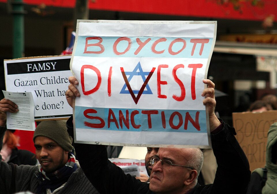 Australia Imposes Sanctions on Israeli Ministers Amid Gaza Conflict