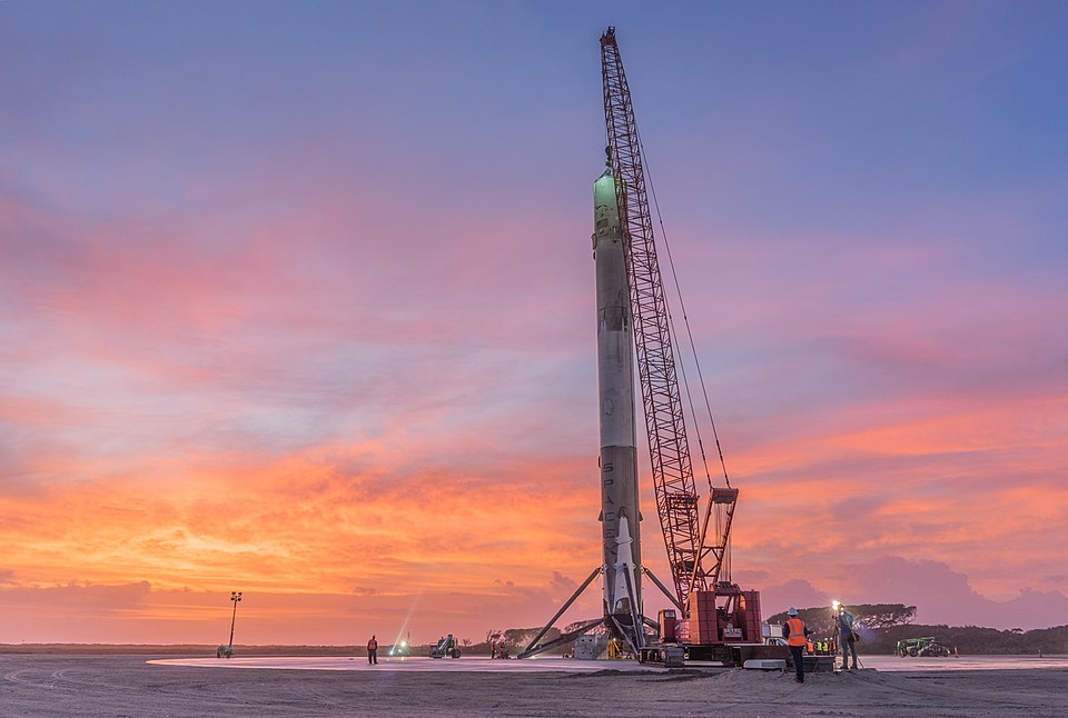 SpaceX Successfully Launches Starlink While Axiom Space Delays Ax-4 Mission