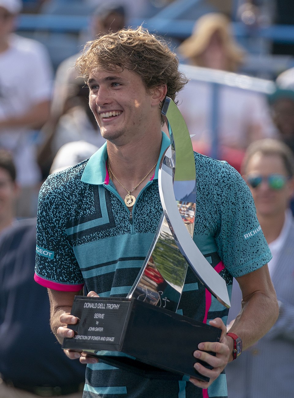 Zverev and Fritz Advance to Semi-Finals at Stuttgart's BOSS OPEN