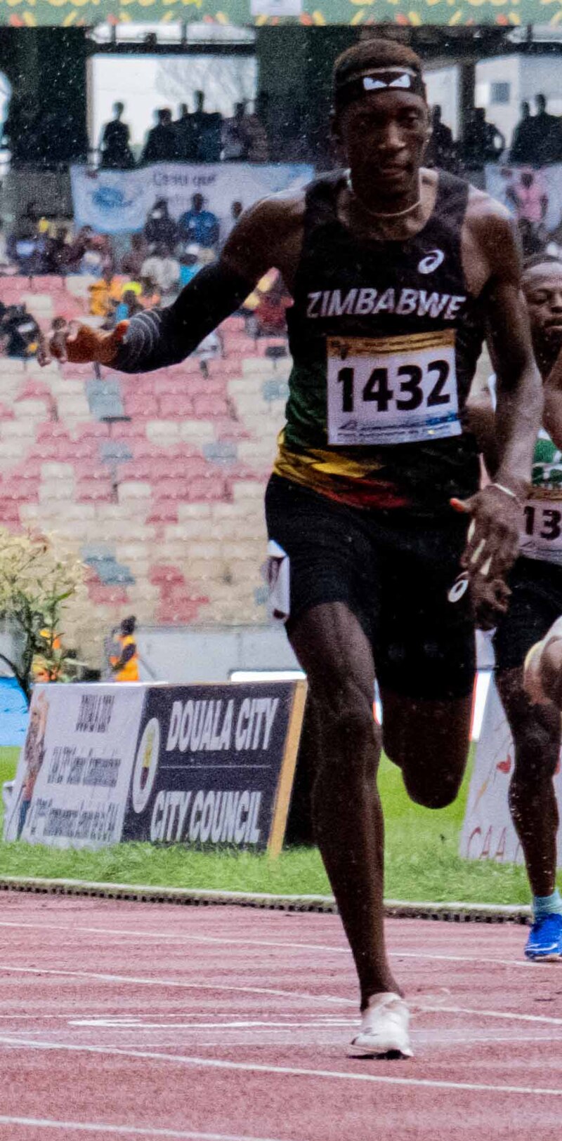 Tapiwanashe Makarawu Clinches 2025 NCAA Outdoor Title in Dramatic Finish