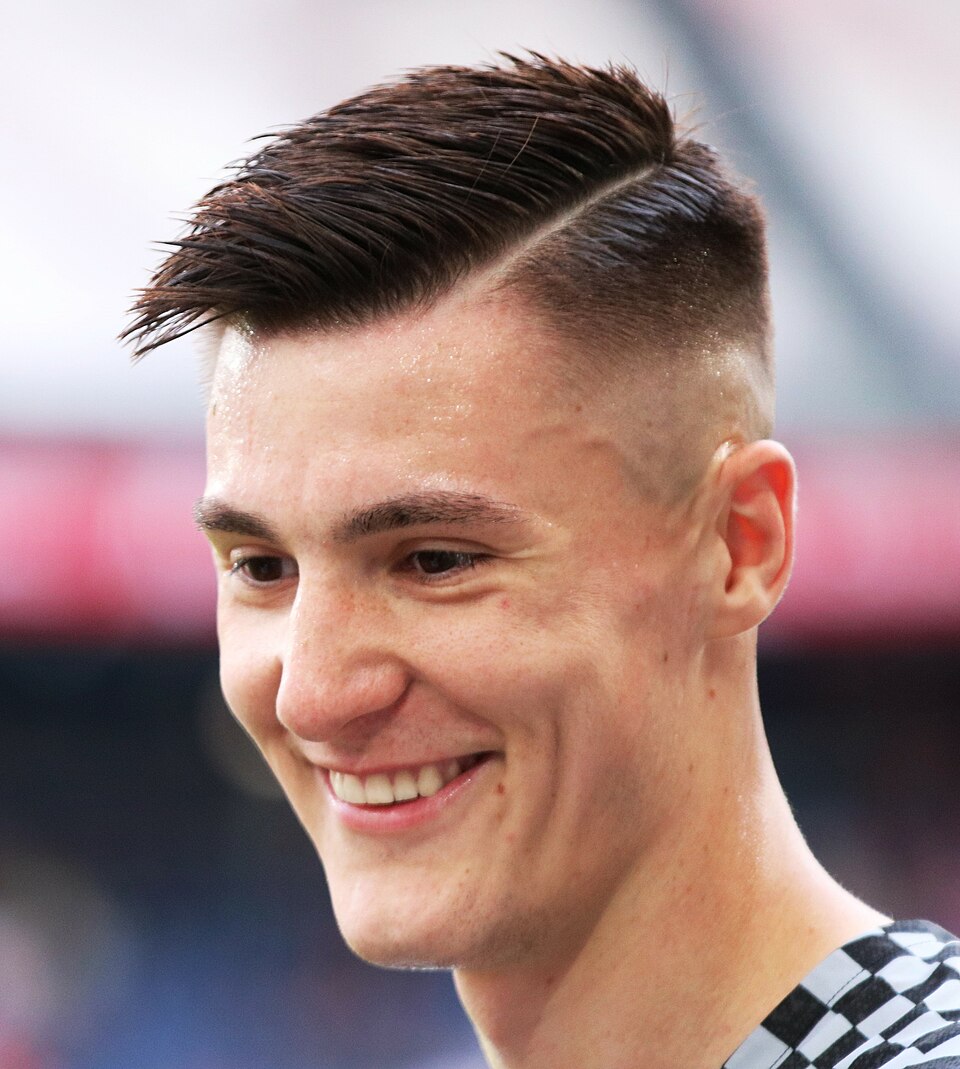 Bayern Munich Pursues Benjamin Sesko as Potential Successor to Harry Kane