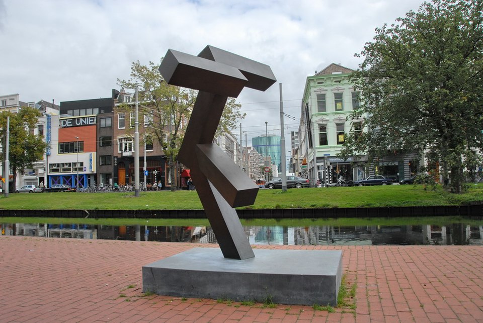 Joel Shapiro, Influential Post-Minimalist Sculptor, Passes Away at 83