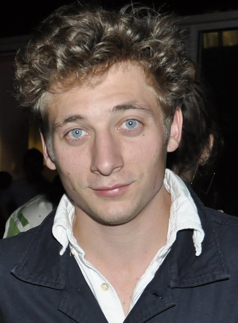 Jeremy Allen White Portrays Bruce Springsteen in 'Deliver Me From Nowhere'