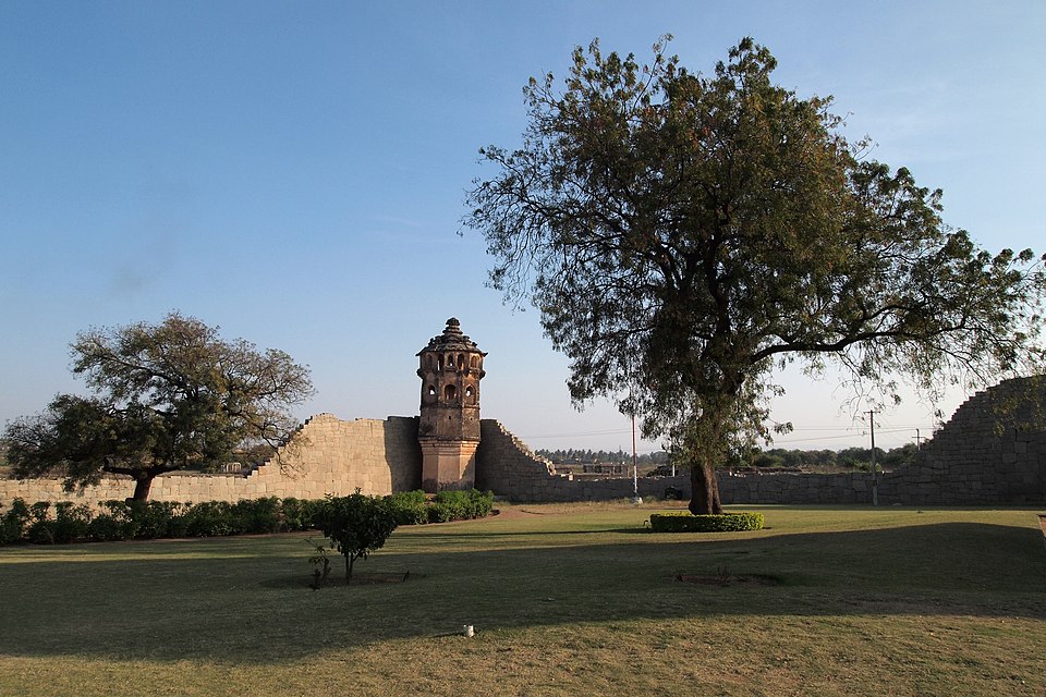 Vijayanagara Inscription Chronicles Historic Sighting of Halley's Comet